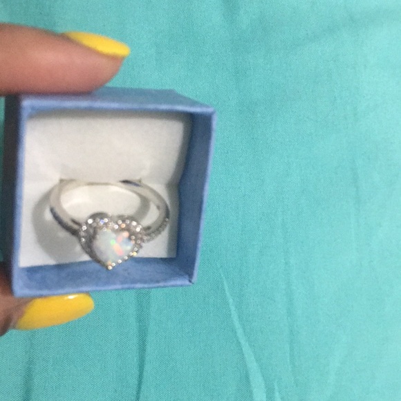 Heart Shaped Ring - Picture 2 of 3